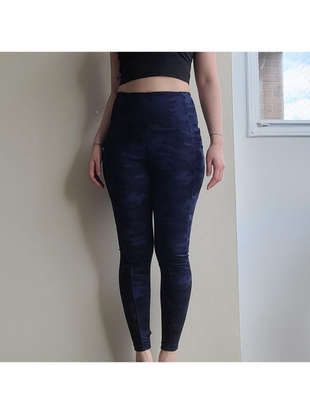 Danskin Blue Camo Super Soft Pocket Leggings...